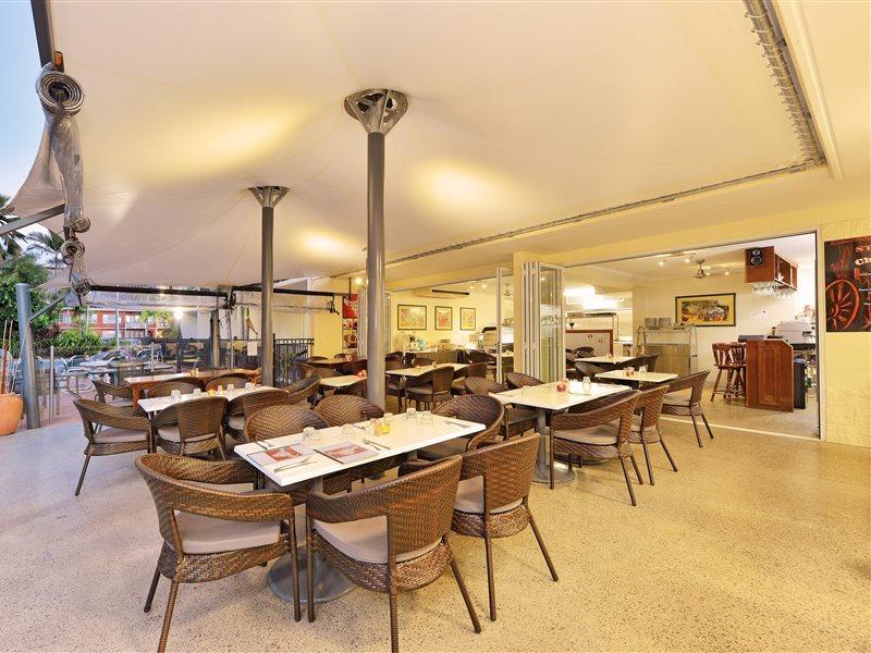 Cairns Queenslander Hotel y Apartamentos Exterior foto